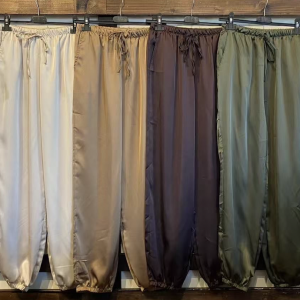 Pantalón bombacho
